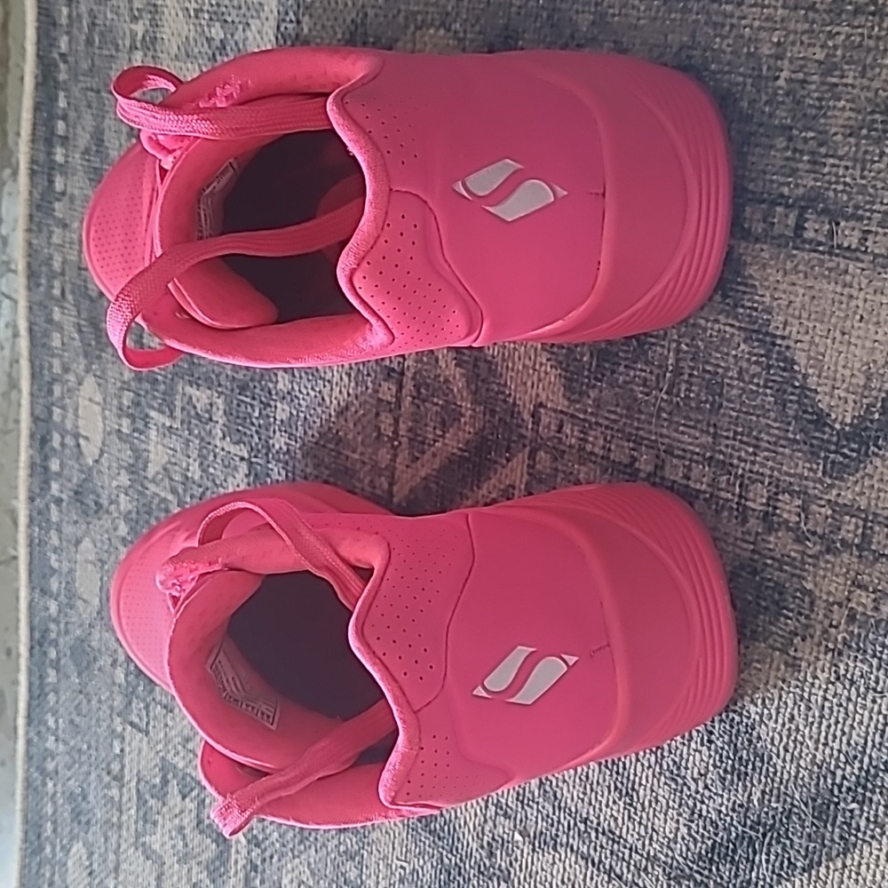 Skechers Air Cooled Memory Foam - image 5